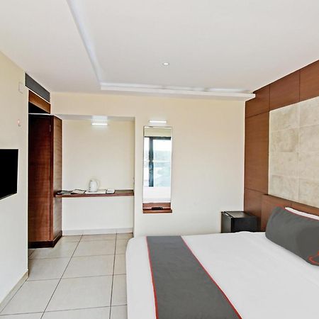 אודופי Collection O Venky"S Stay Inn מראה חיצוני תמונה