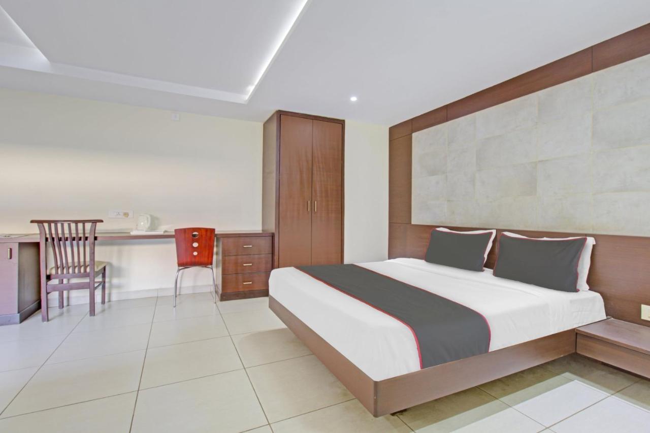 אודופי Collection O Venky"S Stay Inn מראה חיצוני תמונה