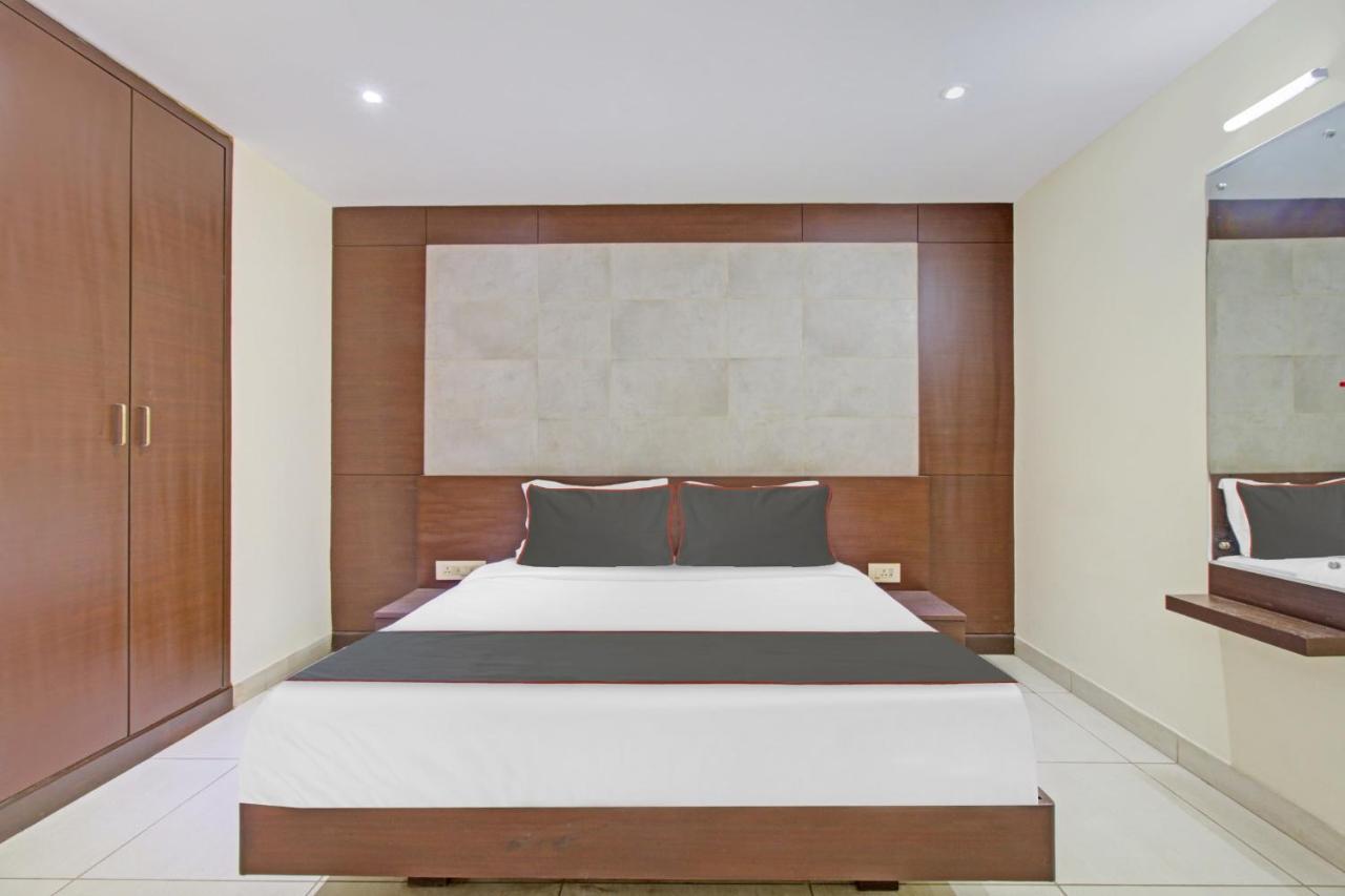 אודופי Collection O Venky"S Stay Inn מראה חיצוני תמונה