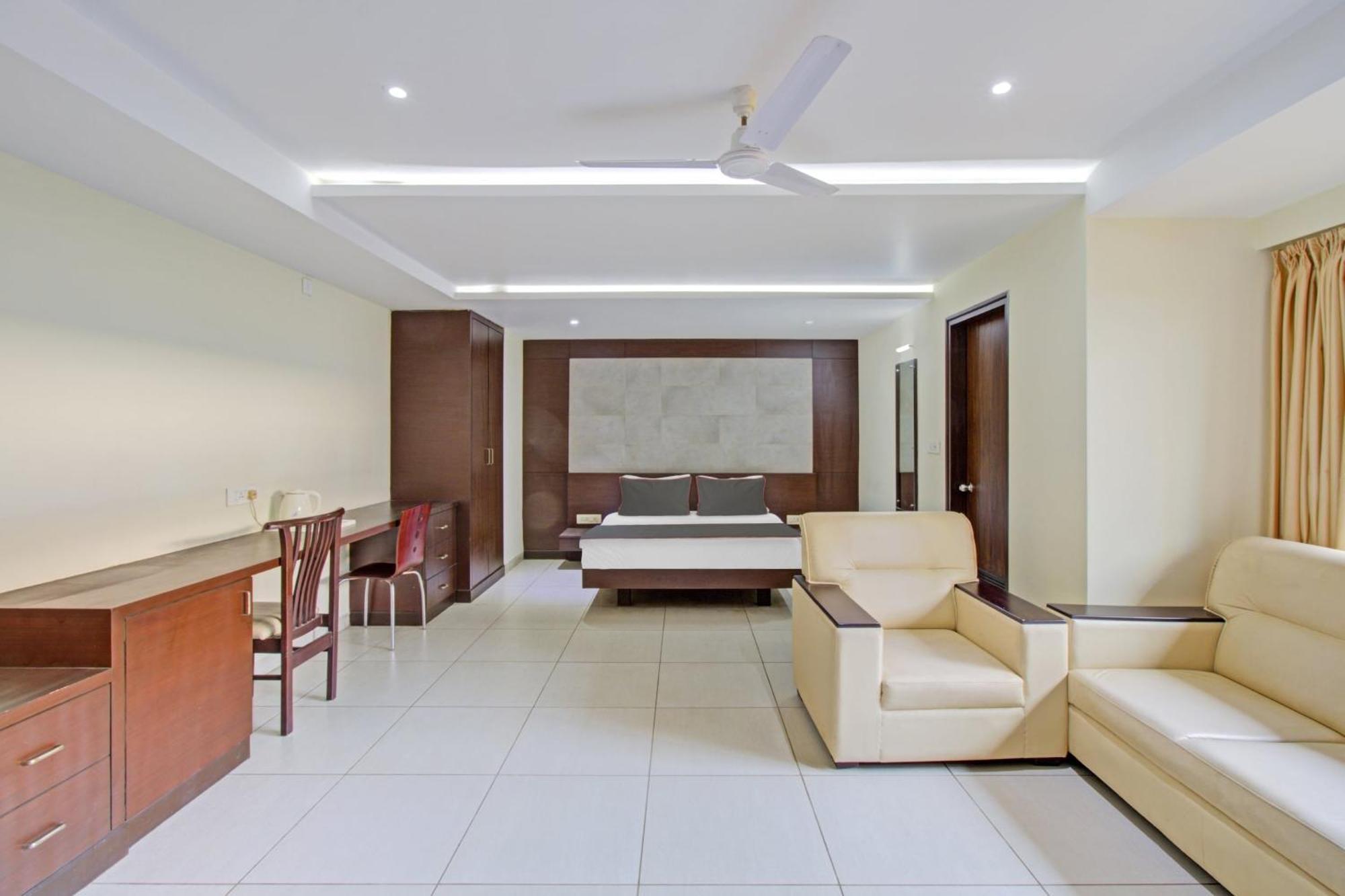 אודופי Collection O Venky"S Stay Inn מראה חיצוני תמונה