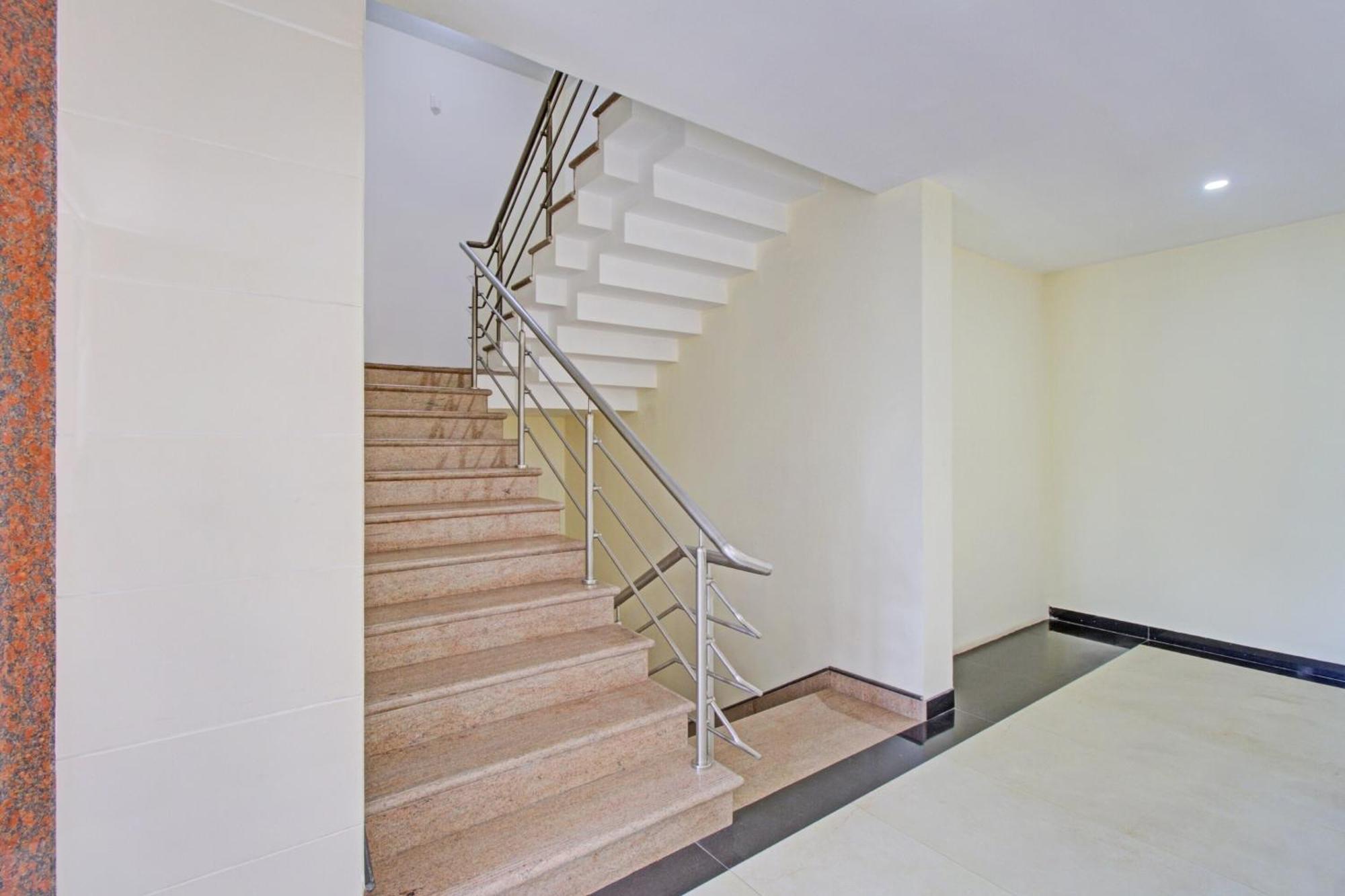אודופי Collection O Venky"S Stay Inn מראה חיצוני תמונה